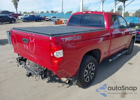 2017 Toyota Tundra Limited 5.7L V8 z USA, uszkodzony, nr VIN 5TFBY5F14HX583061